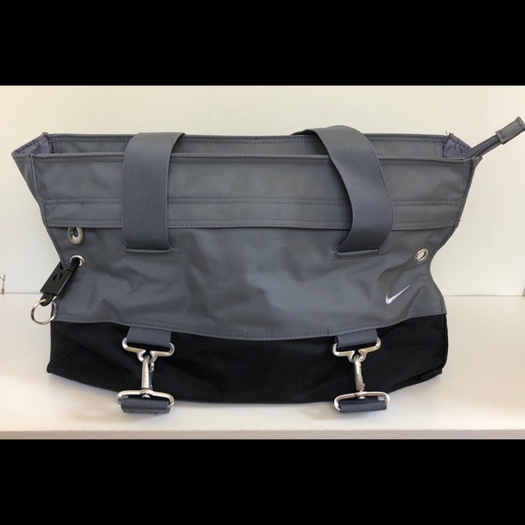 Nike Handbags - Nike gym tote